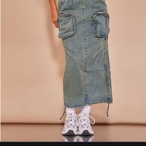 Pretty Little Thing size 10 acid wash denim cargo long skirt